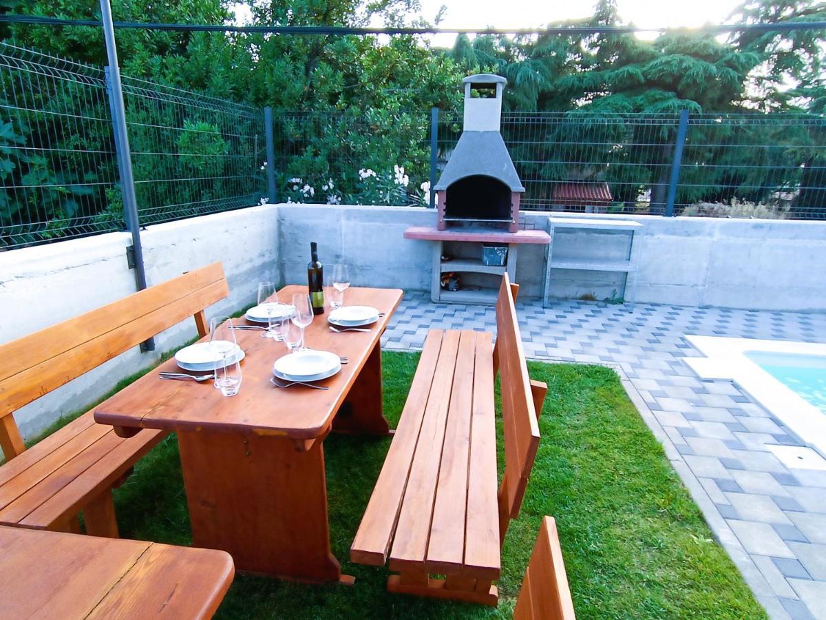 Villa Nikolina - Luxury Villa With 5 Bedrooms And Swimming Pool Vodnjan Zewnętrze zdjęcie